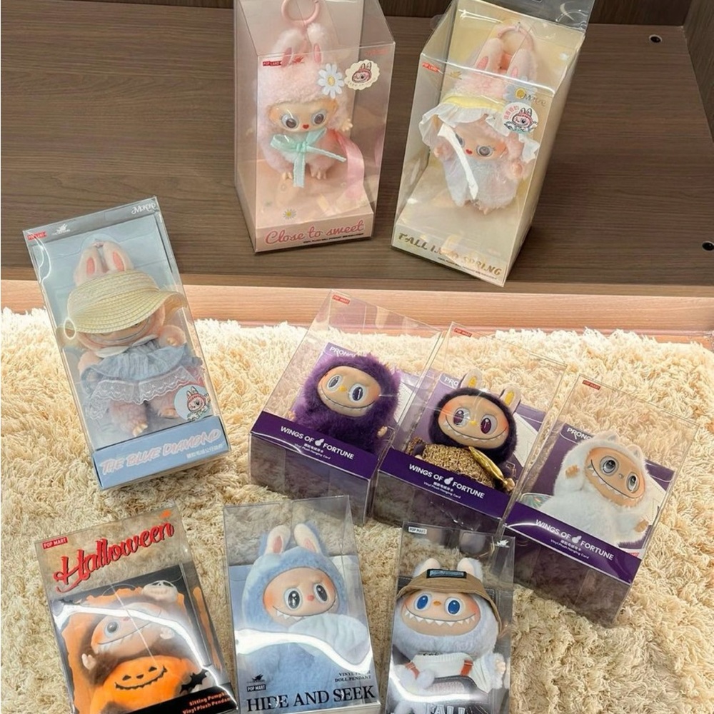 LABUBU Plush Toy - Picture 5 of 5
